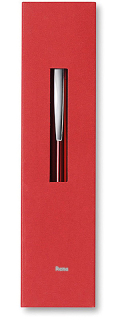 Červené aluminiové pero se stříbrnými proužky, box